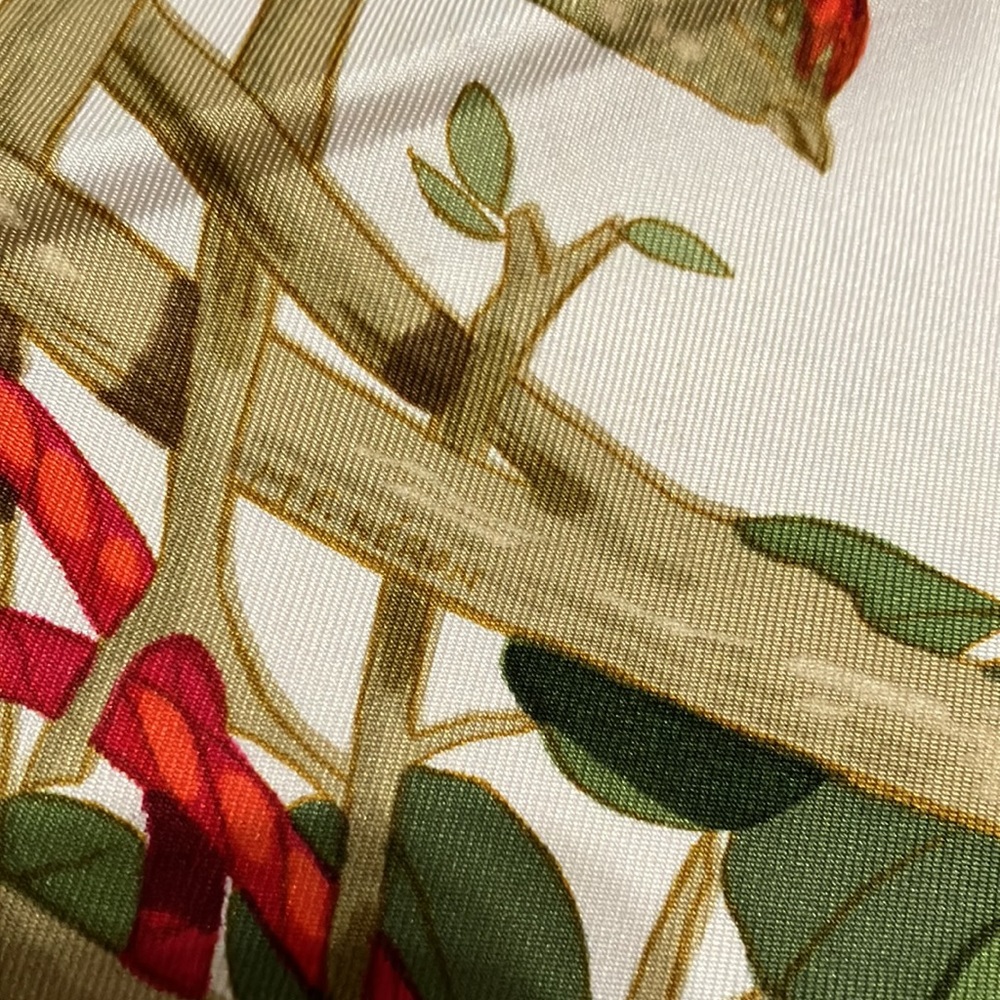 Rare vintage Hermes Sous Bois scarf made for the Bank of Indiana - Picture 5 of 5